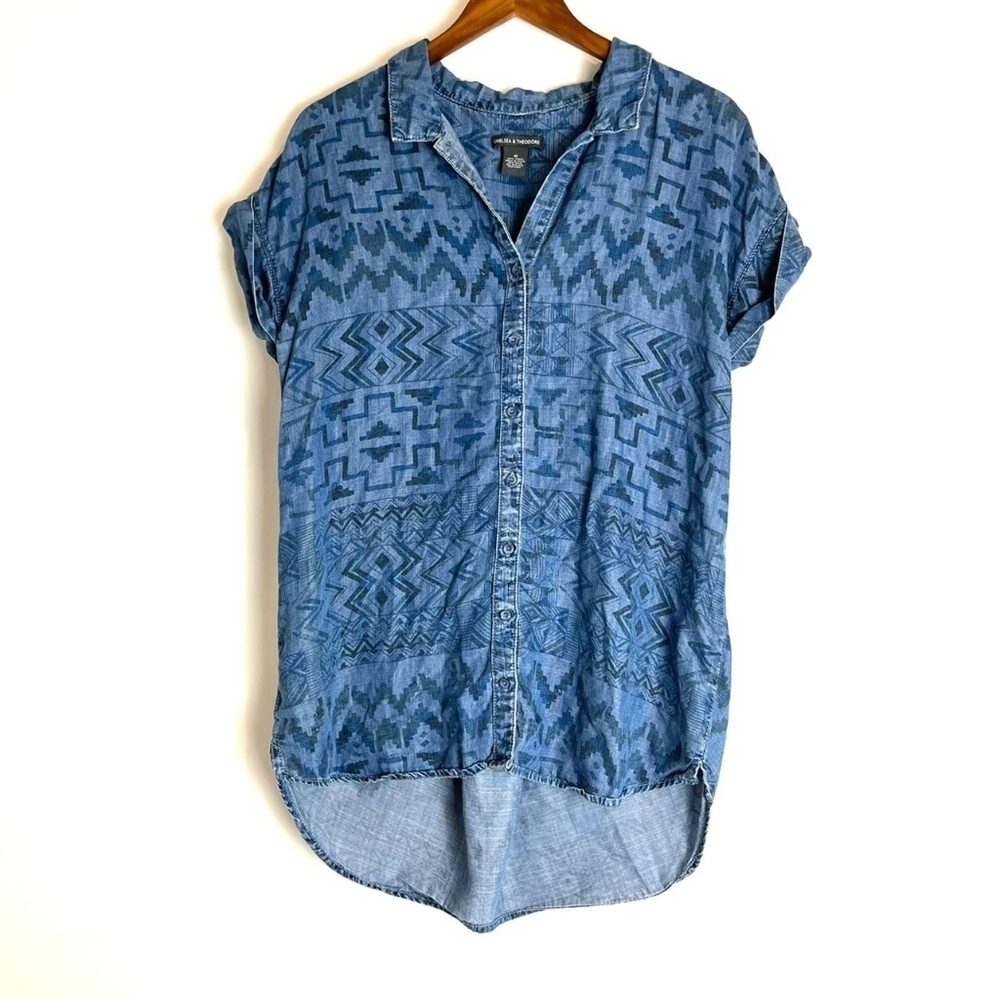 Chelsea & Theodore Blue Pattern High Low Top in Size Medium